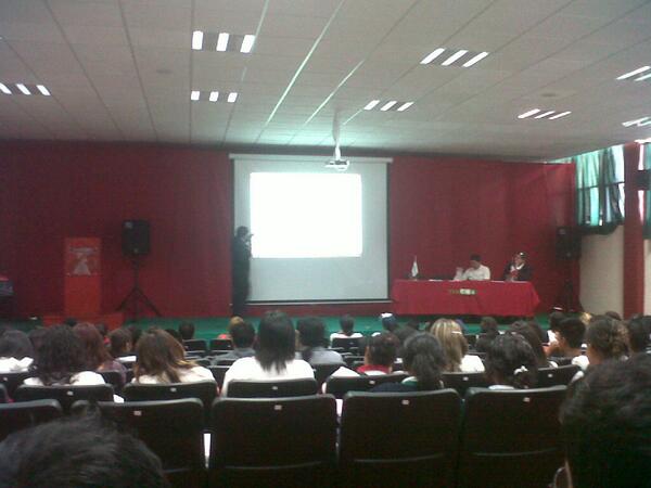 10ingsolis's tweet photo. @gmo_calderon Alumnos de la especialidad de producción visitan al tecnológico de Chimalhuacán.
  #cecytemENGRANDE http://t.co/mj7efEeA6i