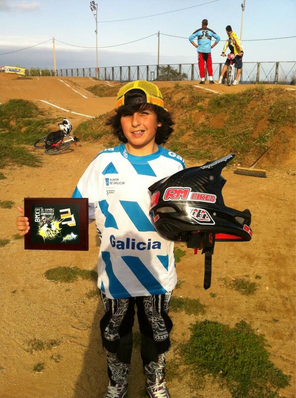 MarcoBmx_21's tweet photo. Gracias Tuche sin tu ayuda no sería posible, gracias!!! http://t.co/37GzSjXNnE