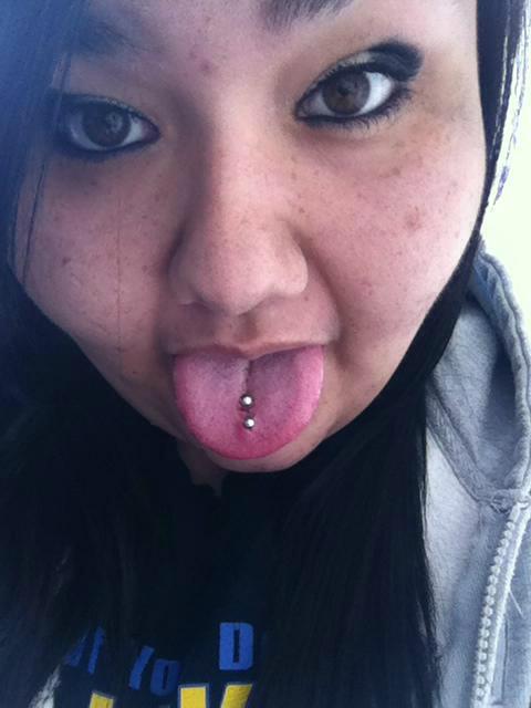Kendra_Sinclair's tweet photo. now I have 2 tongue piercings, got my second one done febuary 15th ! late upload , but now im back on twitter :) http://t.co/Kuqnor75Cr