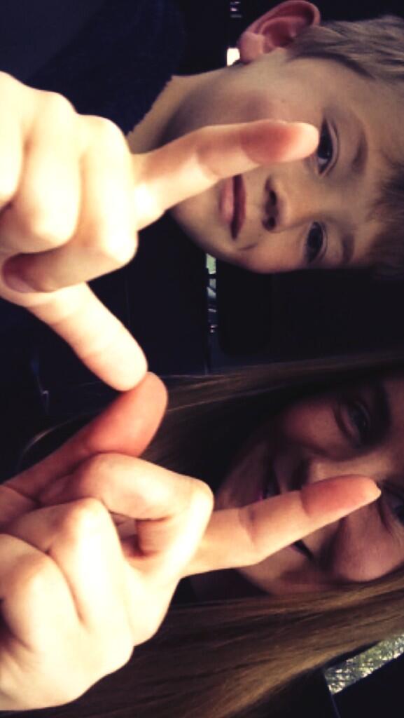 Annalawler12581's tweet image. @EmmersonBoyce WELL DONE EMMY #wigan #proud ⚽⚽⚽⚽⚽⚽🎉🎉🎉🎉🎉🎉🎉