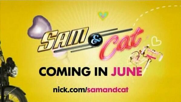 Sam and Cat tweet media