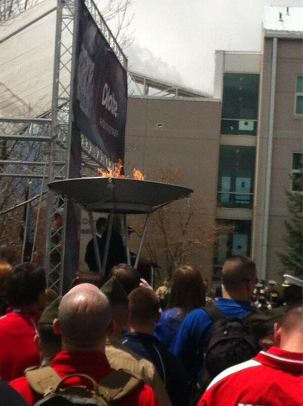 HelpforHeroes's tweet photo. The torch is lit by Prince Harry and athlete Dave Henson - here we go #ukheroes let's show them what we're made of!! http://t.co/juosRFmTnZ