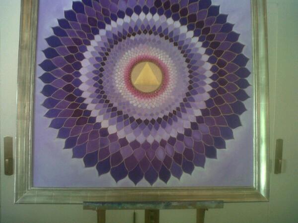 Featured Mandala painting fundraiser by local San Diego area artist Veronique Porter. #iyengar2013