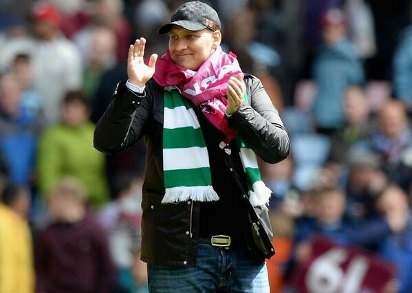 Al_LaLa_Pearce's tweet image. Forever a legend #19 #supportstan