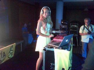 Gracias amor RT @SCPromoting: La simpre bella@Victoria_Lanz en ccs con magnificoshow!mis buenos deseos100pre<a class="tags" target="_blank" title="On Twitter" href="/?out=eyJ0eXAiOiJKV1QiLCJhbGciOiJIUzUxMiJ9.eyJpYXQiOjE3MjA2Mzg1MjEsImlzcyI6InR3cG9ybnN0YXJzLmNvbSIsIm5iZiI6MTcyMDYzODUyMSwiZXhwIjoxNzUyMTc0NTIxLCJyZWRpcmVjdF91cmwiOiJodHRwczovL3R3aXR0ZXIuY29tL1NDUHJvbW90aW5nIn0.f5mbAzUHtYJufNumKyQ7PejM7Ssi-KfUTRRbC_V4FiTazlyh4AudjyoMQQ_nN5sNv6BhrdnH3vqZzf9pn0uZXw">@SCPromoting</a><a class="tags" target="_blank" title="On Twitter" href="/?out=eyJ0eXAiOiJKV1QiLCJhbGciOiJIUzUxMiJ9.eyJpYXQiOjE3MjA2Mzg1MjEsImlzcyI6InR3cG9ybnN0YXJzLmNvbSIsIm5iZiI6MTcyMDYzODUyMSwiZXhwIjoxNzUyMTc0NTIxLCJyZWRpcmVjdF91cmwiOiJodHRwczovL3R3aXR0ZXIuY29tL1ZpY3RvcmlhX0xhbnoifQ.P611QbiwMM_pICATEi5AtQt3E765cPTKX9PDhvX0mMsaAk_GgZBaR1P1pRr3EzGQP6xGW_QaoAfEoZaEb0FlLg">@Victoria_Lanz</a><a href="/tag/tocate"class="tags"><span>#tocate</span></a>