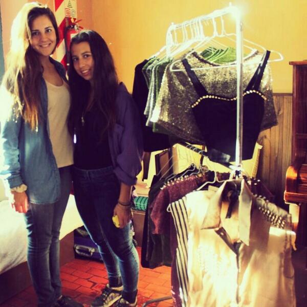 MuyCoCo's tweet photo. Somos #CoCó @agusamitrano @MicaBustos1 http://t.co/2YgE0pZn6S