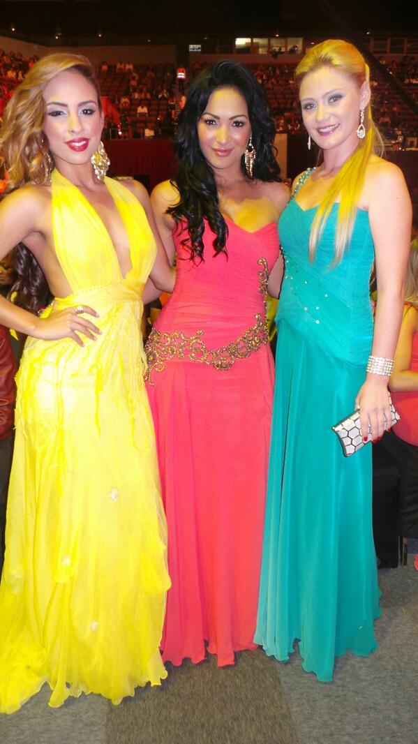 <a href="/BlackByrdSA/">BlackByrd</a> colour blocking. Its a robot party and I say GO. #LEGiTFashion