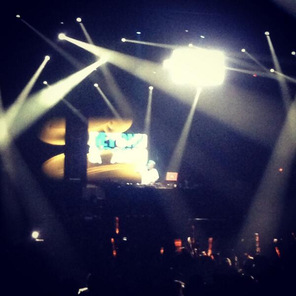 aousgood's tweet photo. last night hero therealTAI at W seoul.korea @therealTAI http://t.co/HEYAgDwzEs