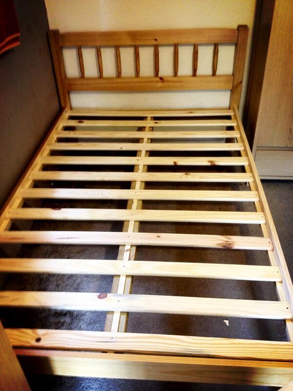 TWKBrown's tweet image. @VMCHolland fixed the middle support with 2 more added and loads more screws #strengthened #DIY #improveddesign