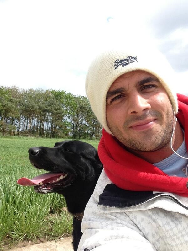 CalverRob's tweet photo. #sunday #labrador #stroll #refreshing http://t.co/H3vYJ7KNpa