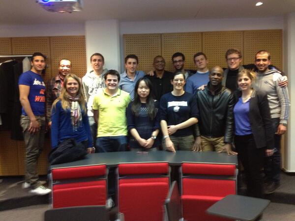 Nouvelle équipe #Diambars - <a href="/essec/">ESSEC Business School</a> - étudiants du ESSEC International Sports Marketing Chair, avec #Bernardlama