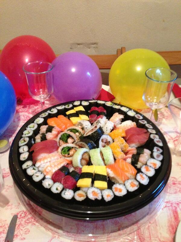 hattiewa's tweet photo. Any one for sushi? http://t.co/qUiclblRD1