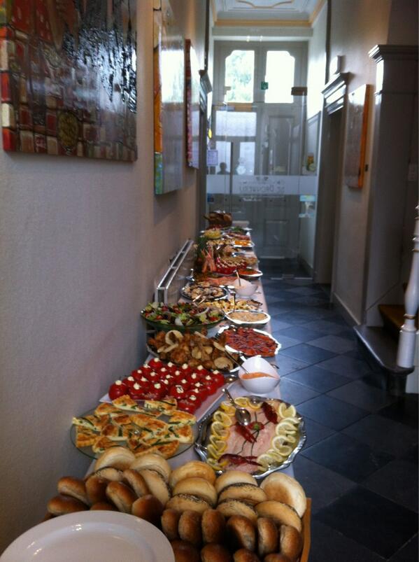 Moederdagbrunch was helemaal uitverkocht  en lekkerrrrrr :-) volgende brunch gaat door met vaderdag #Lanaken