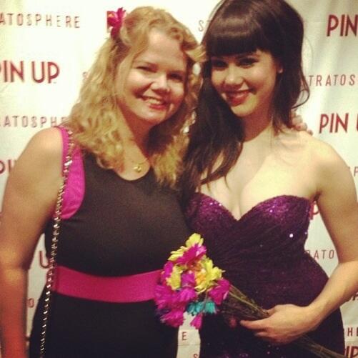 Watch Claire Sinclair's leaked NSFW photo on TwXstars