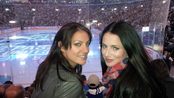 BridgetSheahan's tweet photo. Jumping on the band wagon for game 5. Hope I'm not too late! http://t.co/x5ssbAltrF
