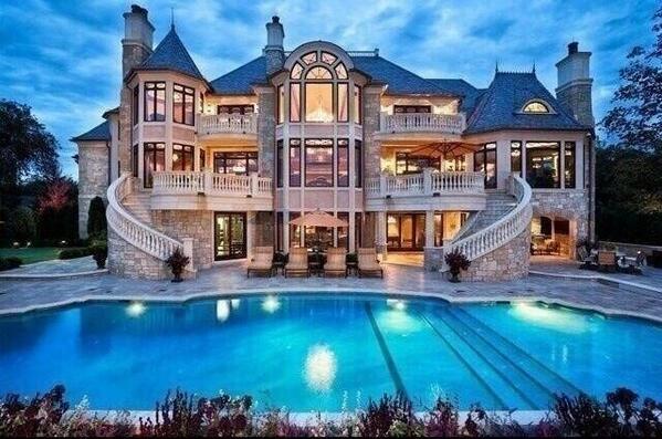 HousePorn_'s tweet photo. Party house.. http://t.co/sSzOac921W