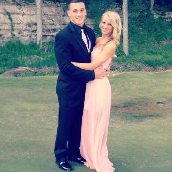 GaebriKelley's tweet image. Truly blessed! #PerfectProm @Gregkelley2