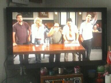 Always Sunny in Philly...best show to chill and burn to! #alwayssunny #eveningsesh #smokeweederreday