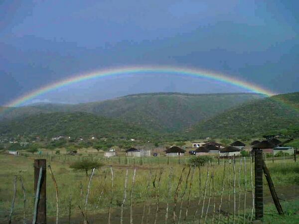 FannyMazibuko's tweet photo. I love rainbow http://t.co/pigZwm7TUv
