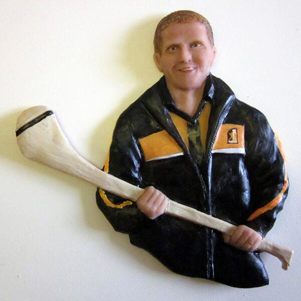 3deeportrait's tweet photo. Kilkenny hurling star Henry Shefflin, sculpted by 3DeePortraits #henryshefflin #kilkenny #hurling #sculpey #sculpting http://t.co/1j0krWpoTA