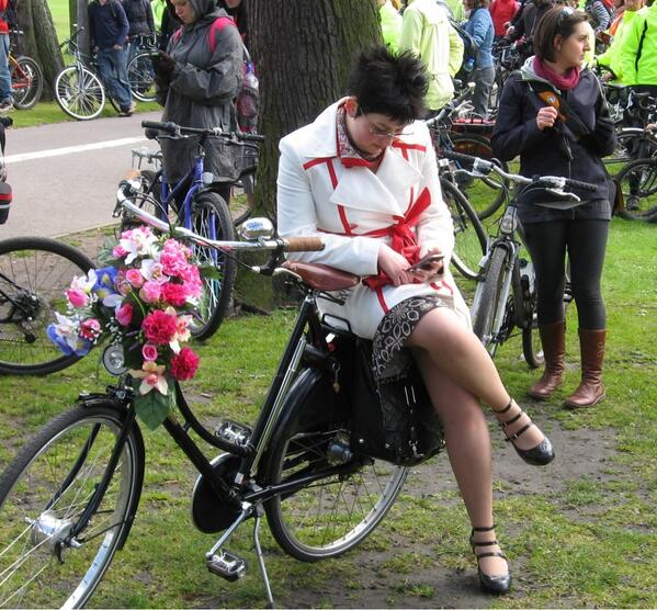 Great cycle chic at PoP2