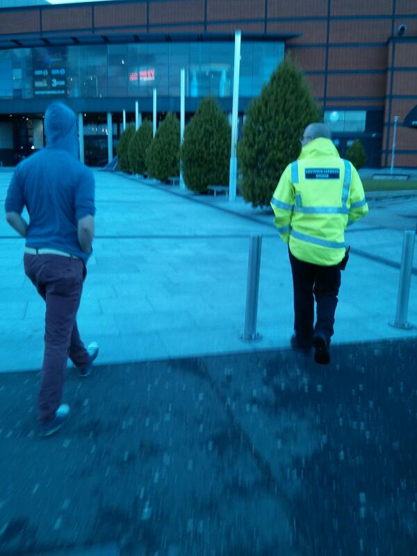 antmartin18's tweet photo. Couldn't get anywhere near @CarrickCC1868 star @mgilmour90 with the heavy police presence http://t.co/dUKHKhEzz9