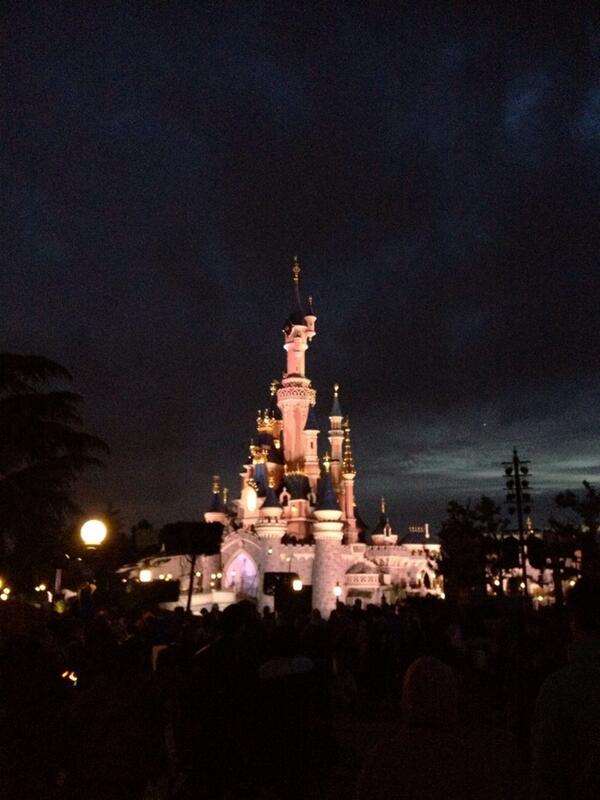 Na een paar heerlijke dagen in Eurodisney, nu weer aan de slag en op naar Toulouse, via Parijs.. Dat dan weer wel.