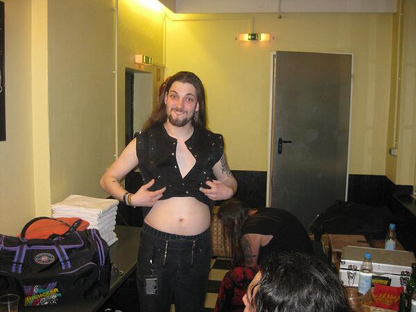 Na, wer ist denn dieser hübsche junge Mann hier? In Hamburg war's, glaube ich.