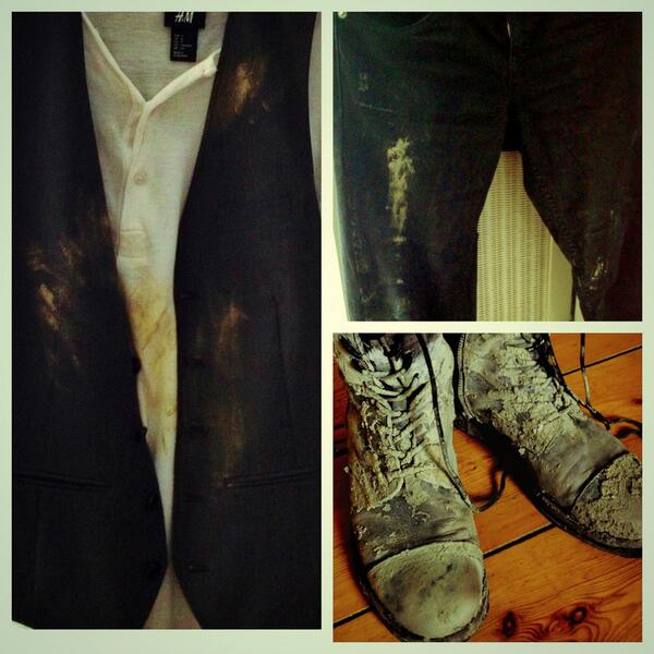 Clockworksband's tweet photo. Damage from the video shoot; whoever said the lead singer has the best job was lying... http://t.co/XyTatTt9Xj