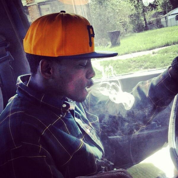 _MarBadoes's tweet photo. Kickin it wit my big bro @NSH31TA http://t.co/P94YWOtX9p