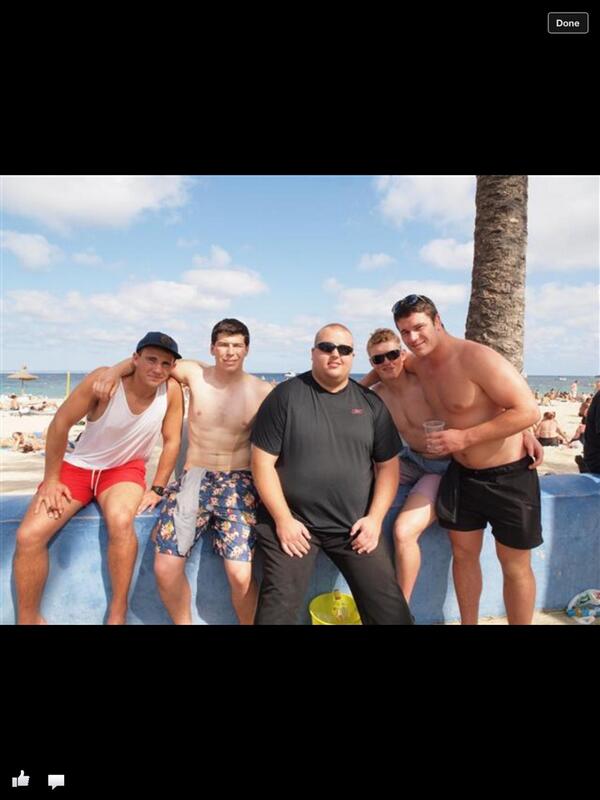 NathanHannay4's tweet photo. “@Marc_jones2: Can't wait for this on Thursday #Gintime http://t.co/e3CT9bgS55” you can tell u and bish are cousins you look a lot like him