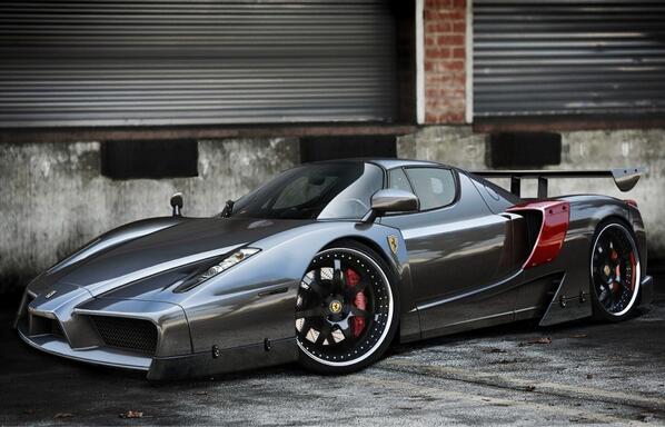 SuperVehicles's tweet photo. Ferrari Enzo http://t.co/itqwIIlUxk