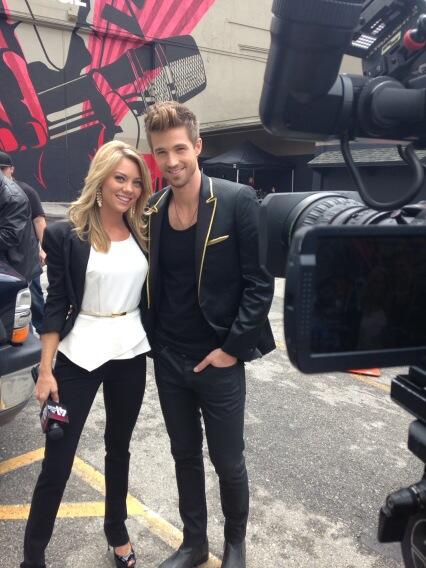 JADIANN THOMPSON on Twitter: "I am so excited to hear @JosiahHawley! #VoiceTop12 #ArkansasTalent!!! http://t.co/1Y02BYcRh4" / Twitter