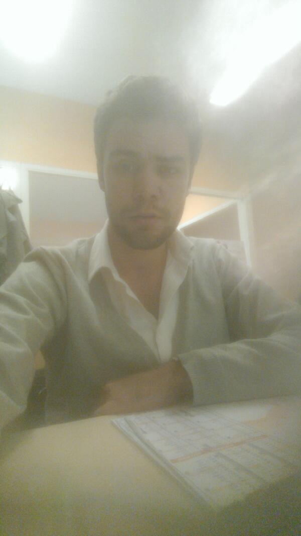 PA_Wtz's tweet image. Ici cest trop zerm
#autoportrait pendant que #payéarienfoutre