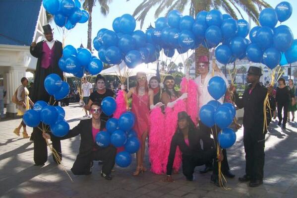 RTConcerts's tweet photo. @RTConcerts Brand Ambassador Team in P.E. making mothers day magical! #mothersday #entertainment http://t.co/gVfo49Yrcc