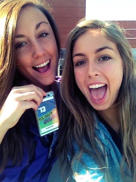 SKkillah's tweet image. Outside for study hall!!! #beautifuloutside ☺☀ @shmell04