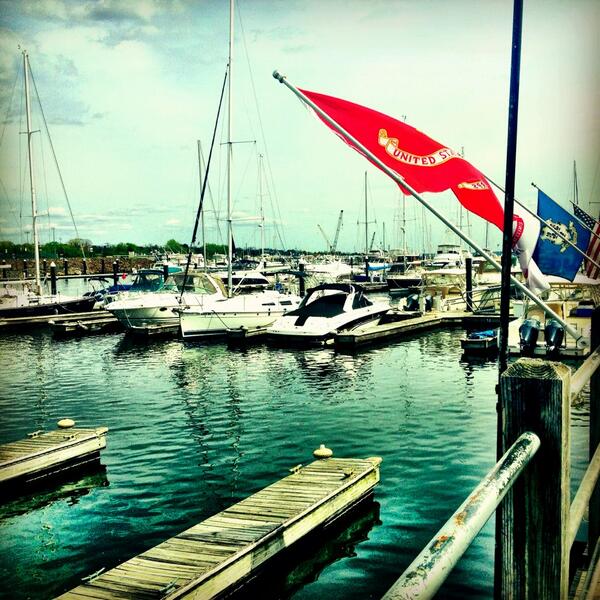 ahlexuhhh's tweet image. Work with a view. #crabshell #backattheCrab #connecticut #summertime