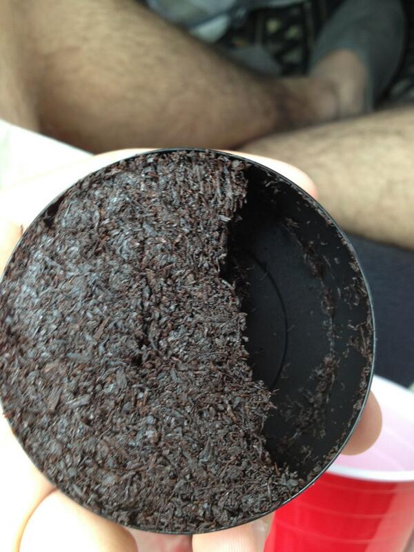 ChewProblems1's tweet image. Just opened this can of cope .. And a quarter of my tin is gone ... #ChewProblems #ImPissed