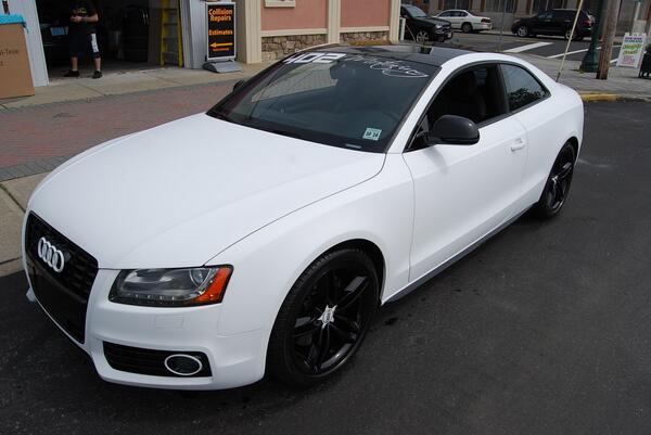 402Motoring's tweet photo. Matte White S5 with gloss black wheels and trim #mattewhite #audis5 #402Motoring #audi #carswithoutlimits #mattepaint http://t.co/8DsFtrtUYa