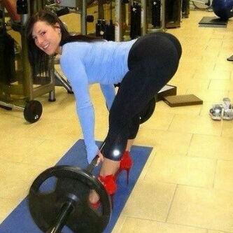 RX3ARD09's tweet photo. Gym got hott lol http://t.co/fX8JGnTasb