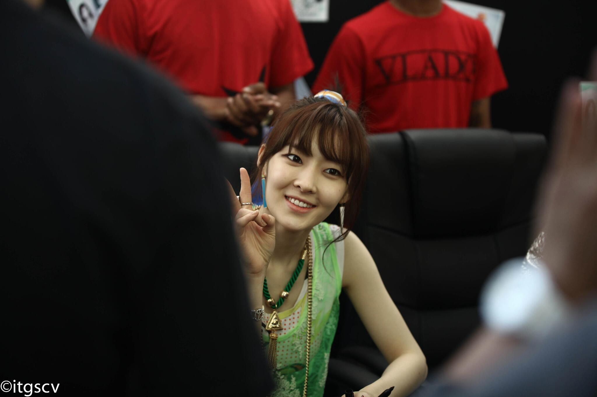 BKR7hpHCEAEqfy4.jpg:large