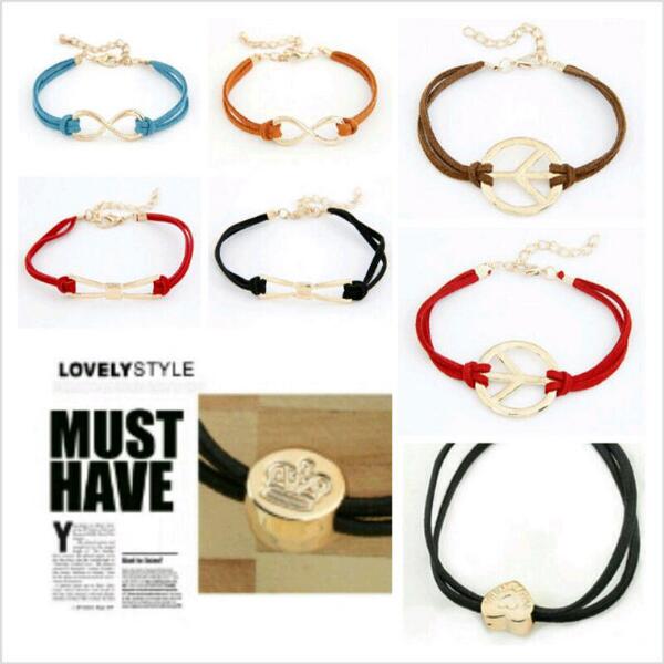 Buy one of anykind bracelets for 30.000/each.buy two of anykind bracelets for 25.000/each.buy three for 20.000/each♥