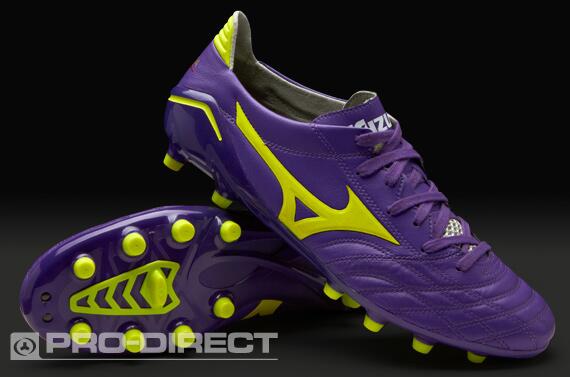 Any brave Saints out there who fancy these for next season?  prodirectsoccer.com/Products/Mizun…