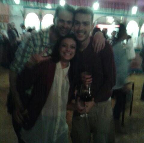 _rosamaria_sn's tweet photo. Mejor acompañada imposible!! Q primos mas guapos tengo xdios!! @juanmarnw @guillenm_16 http://t.co/Vu7cuUrWqh