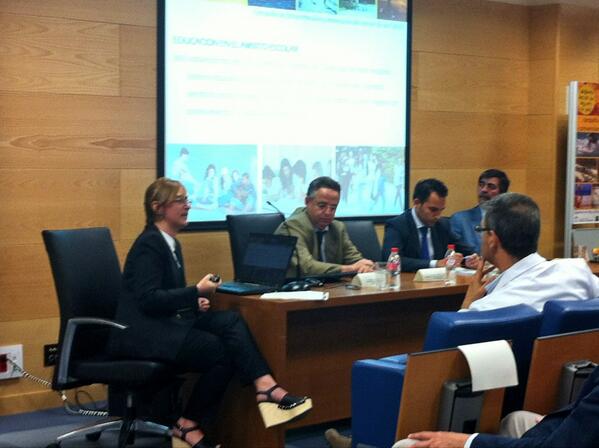 <a href="/disfrutadelsol/">Disfruta del Sol</a> La directora de la campaña, Magdalena de Troya,explica los objetivos de la actual campaña,el deporte