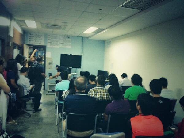 natasshapo's tweet photo. #MiniFFC at Payroll Hero starting now! Organized by @PWDO http://t.co/5VQgIdK7dk