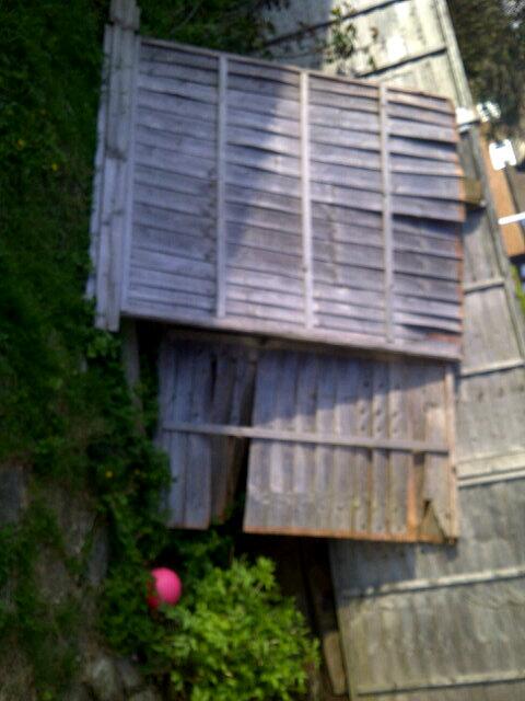 "<a href="/StAlbansRoofing/">Hertfordshire_Roofs</a>: Free - old fencing Batford Harpenden - please say when you can collect " #freecycle