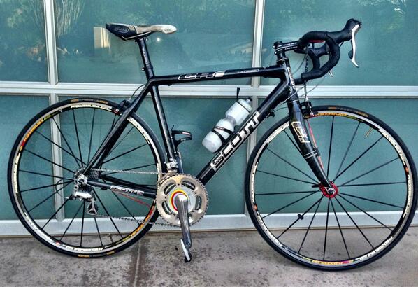 andybyrnes's tweet photo. road ride this am...with @jackdebartolo3 and michael groves from @czltd http://t.co/wrEhJz19ne