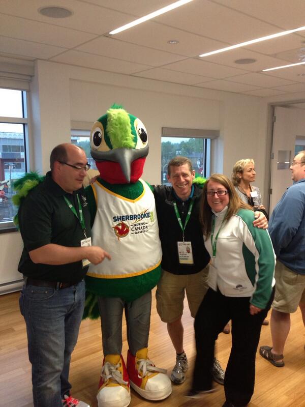 ChefNB_2011's tweet photo. Rencontres avec Zig Zag et l'équipe NB / M2 meeting with Zig Zag and Team NB http://t.co/aych8Pd0R1