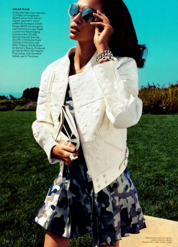 DayGirlscom's tweet photo. Joan Smalls by Camilla Akrans for Vogue US June 2013  - http://t.co/DNg2AMMu2F #fashion #photography http://t.co/bAYbbDwOQ9